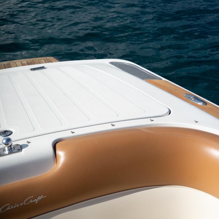 Yacht living snapshot