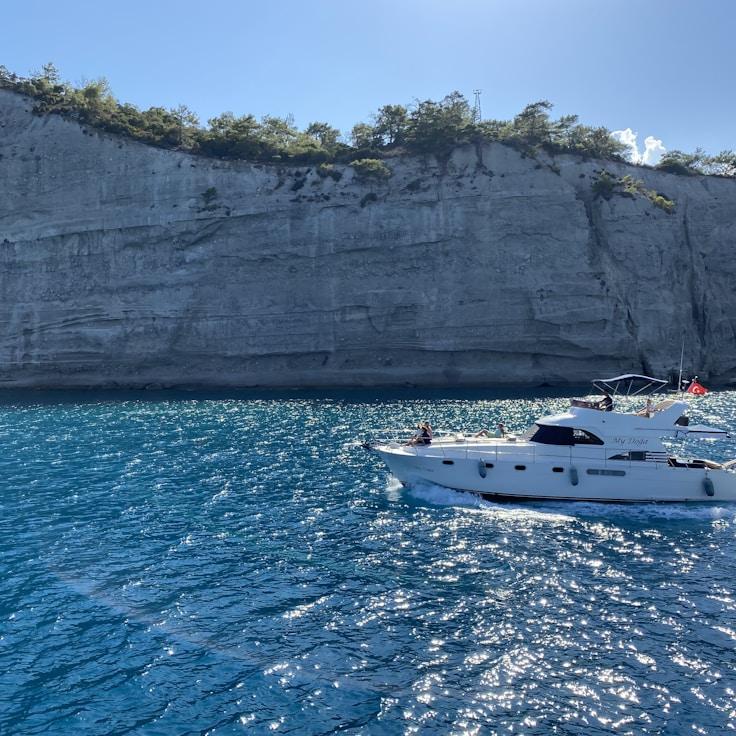 Sunset cruise experience